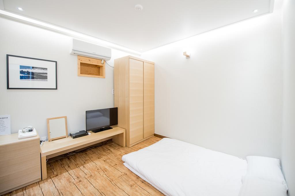 Nobunpang Guesthouse Чеджу Екстериор снимка
