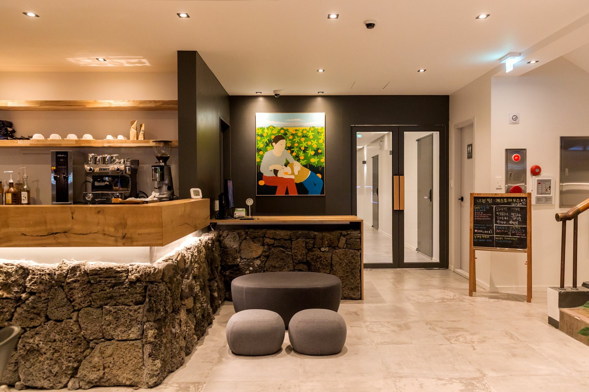 Nobunpang Guesthouse Чеджу Екстериор снимка